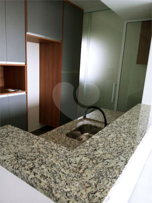 Apartamento à venda com 2 quartos, 70m² - Foto 23