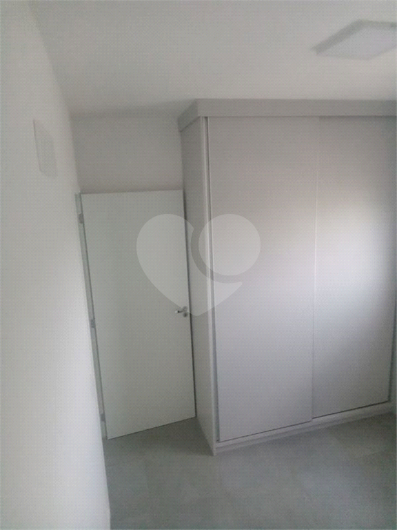 Apartamento à venda com 2 quartos, 70m² - Foto 19