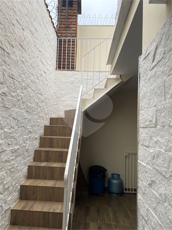 Casa Reformada com 3 Dormitórios e Excelente Área de Lazer