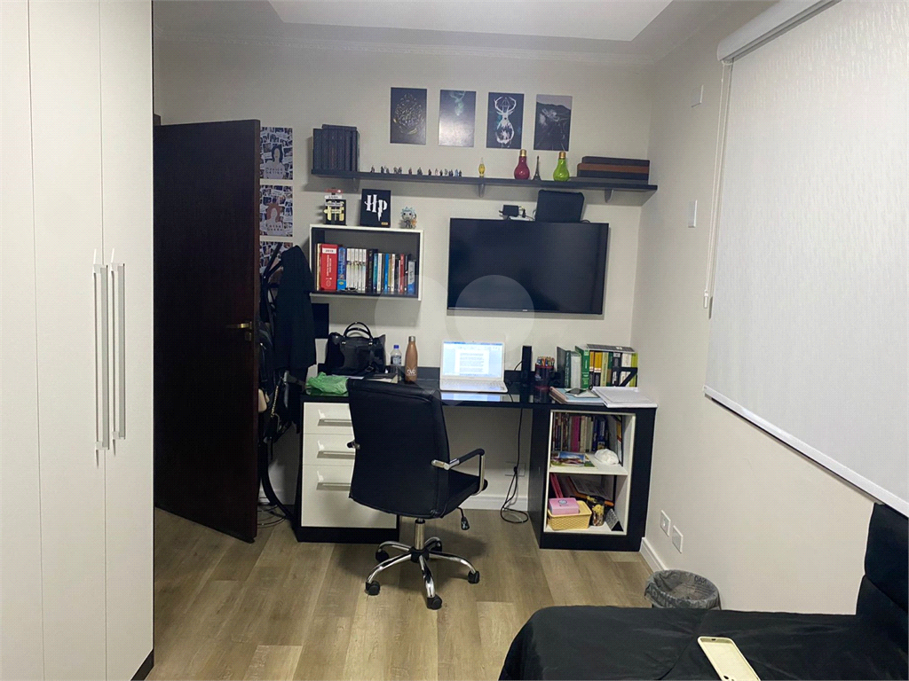 Casa Reformada com 3 Dormitórios e Excelente Área de Lazer