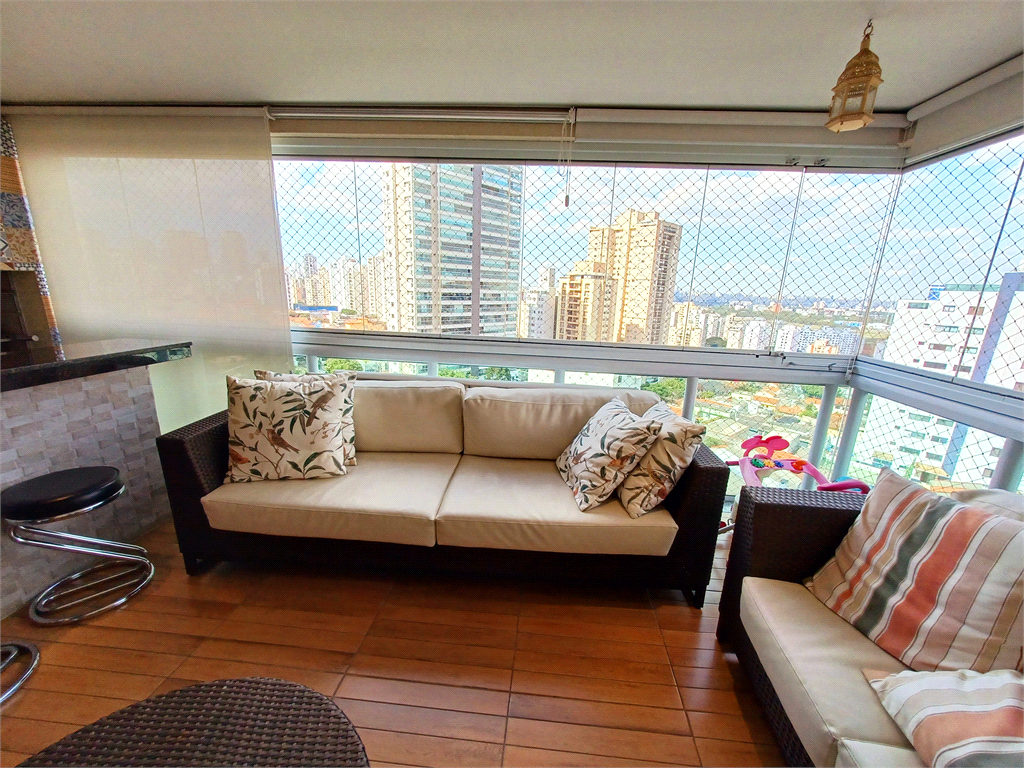 Apartamento alto padrão-3 dormitórios, 3 suítes, 3 vagas de garagem e Lazer Completo-Santa Teresinha