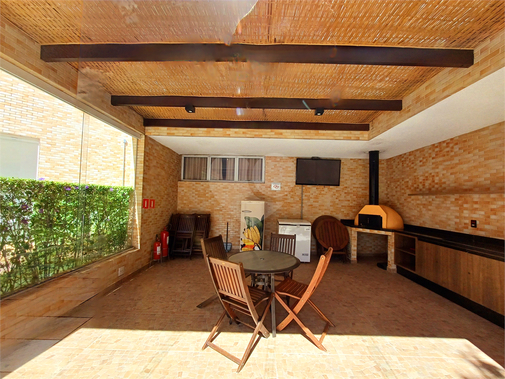 Apartamento alto padrão-3 dormitórios, 3 suítes, 3 vagas de garagem e Lazer Completo-Santa Teresinha