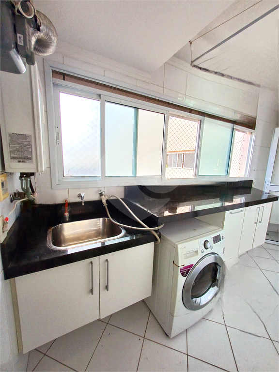 Apartamento alto padrão-3 dormitórios, 3 suítes, 3 vagas de garagem e Lazer Completo-Santa Teresinha