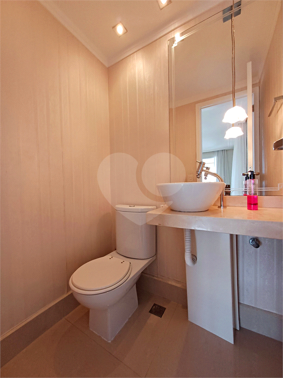 Apartamento alto padrão-3 dormitórios, 3 suítes, 3 vagas de garagem e Lazer Completo-Santa Teresinha