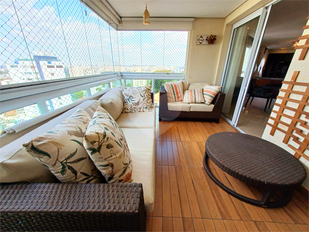 Apartamento alto padrão-3 dormitórios, 3 suítes, 3 vagas de garagem e Lazer Completo-Santa Teresinha