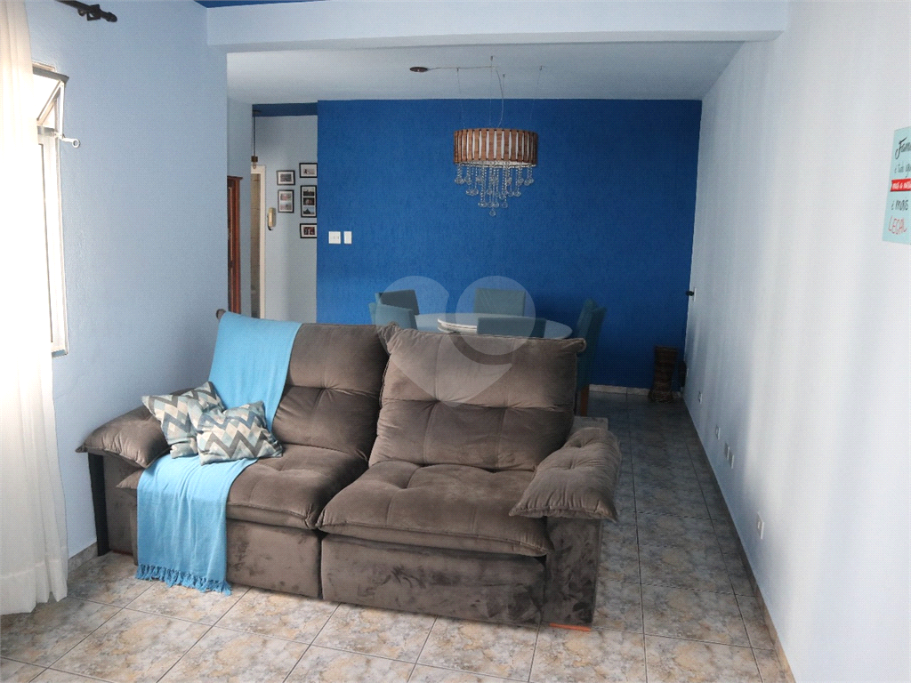.Amplo apartamento de 92m² bem localizado no coração de Santana!