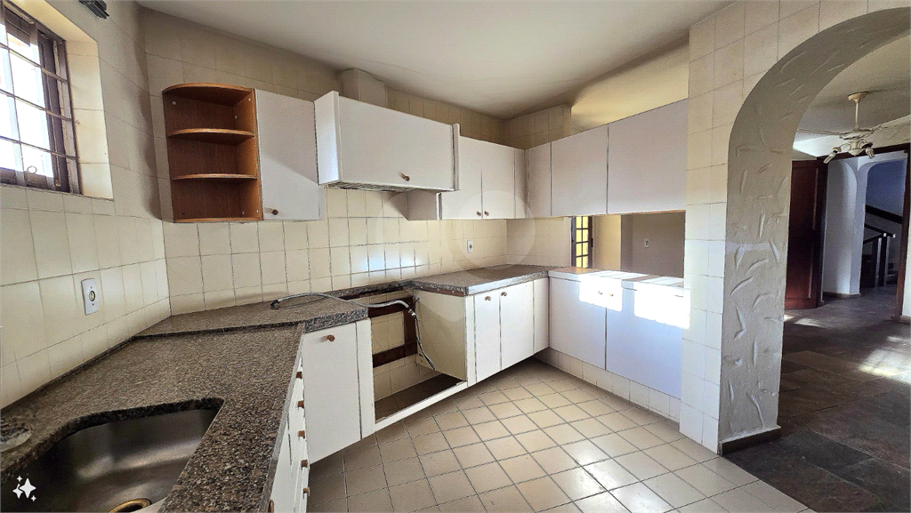 Casa para venda com 5 dormitórios 6 banheiros no Jardim Amália, Bauru-SP