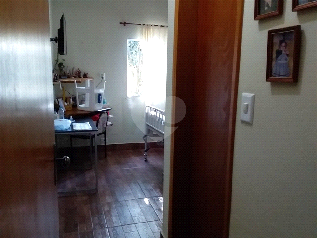 Chácara à venda com 3 quartos, 360m² - Foto 24