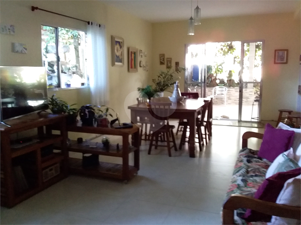 Chácara à venda com 3 quartos, 360m² - Foto 19