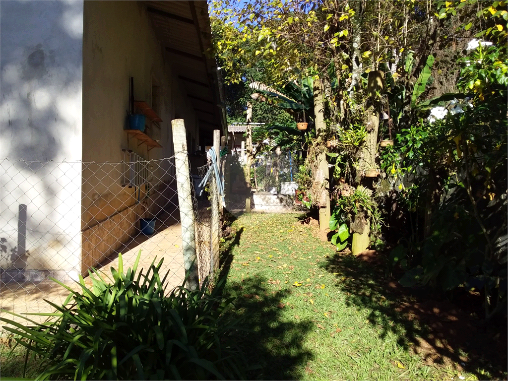 Chácara à venda com 3 quartos, 360m² - Foto 32