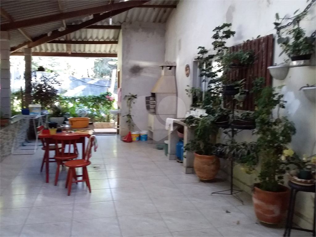 Chácara à venda com 3 quartos, 360m² - Foto 11
