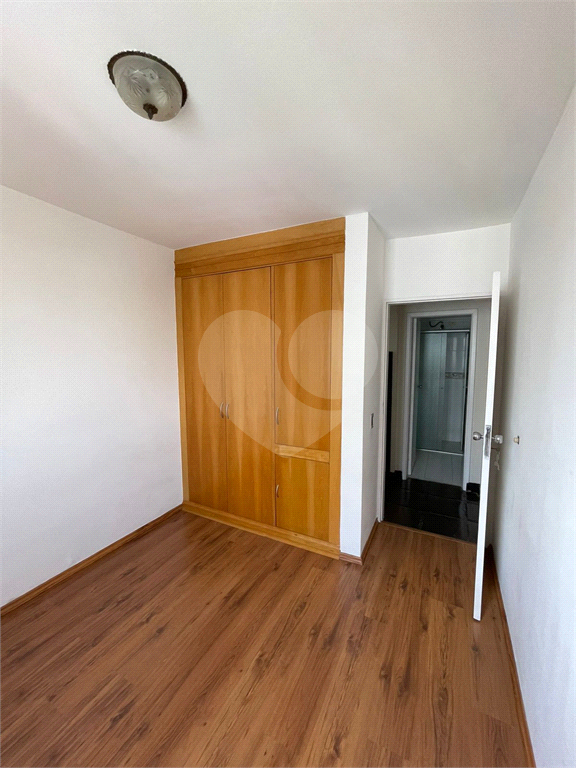 APARTAMENTO em MOEMA