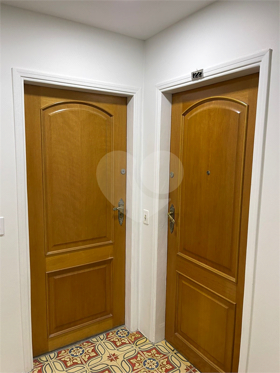 APARTAMENTO em MOEMA