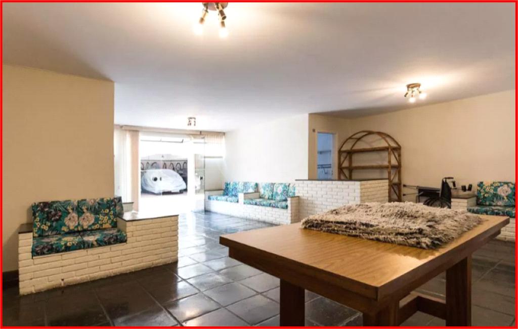 APARTAMENTO em MOEMA