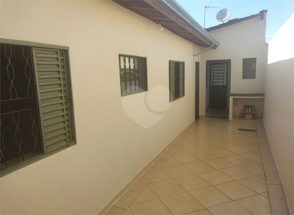 Casa à venda com 2 quartos, 130m² - Foto 18