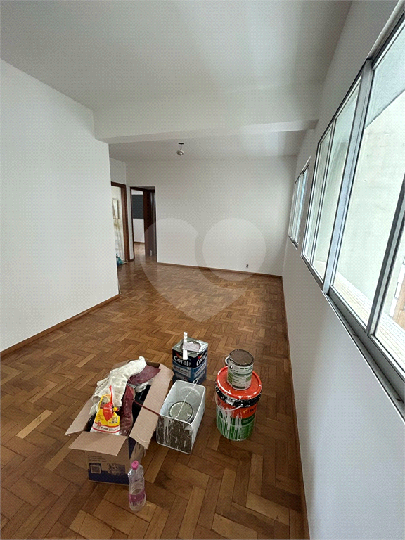 Apartamento 300 metros do metrô Santa Cruz, 2 dormitórios 