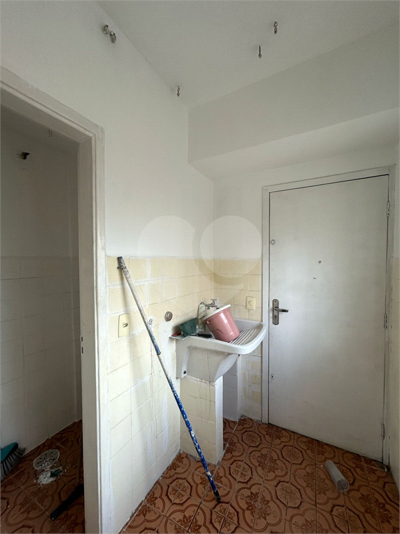 Apartamento 300 metros do metrô Santa Cruz, 2 dormitórios 