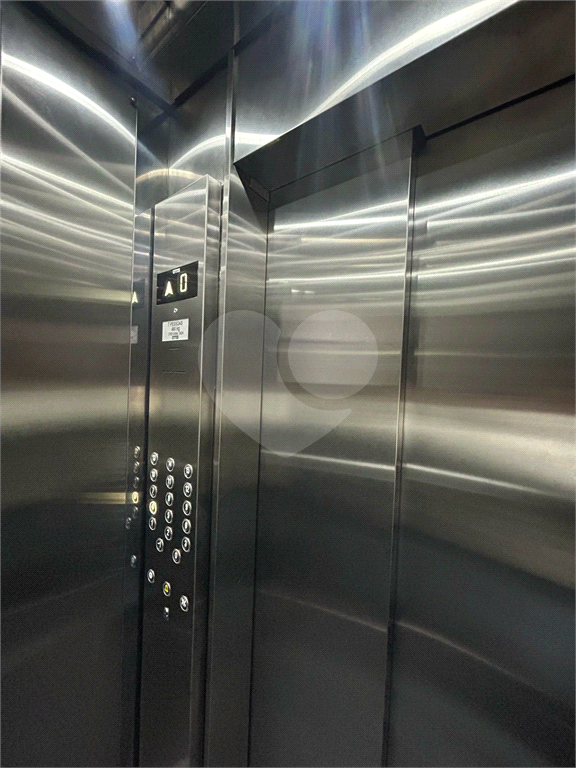 Apartamento 300 metros do metrô Santa Cruz, 2 dormitórios 