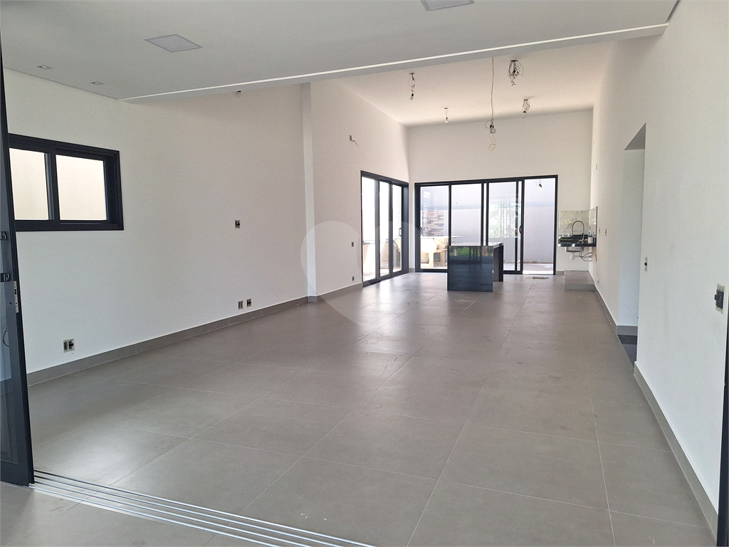 Casa de Condomínio à venda com 3 quartos, 205m² - Foto 15