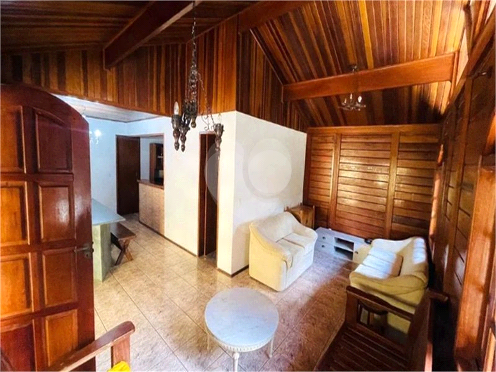 Casa de Condomínio à venda com 4 quartos, 400m² - Foto 12