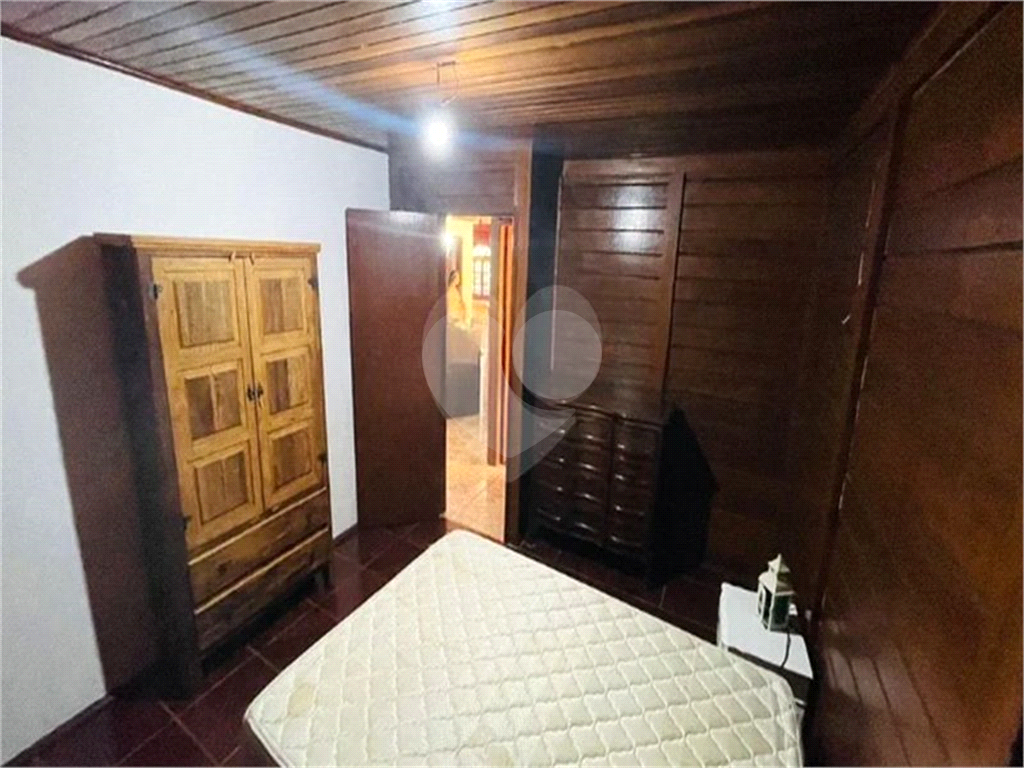 Casa de Condomínio à venda com 4 quartos, 400m² - Foto 13