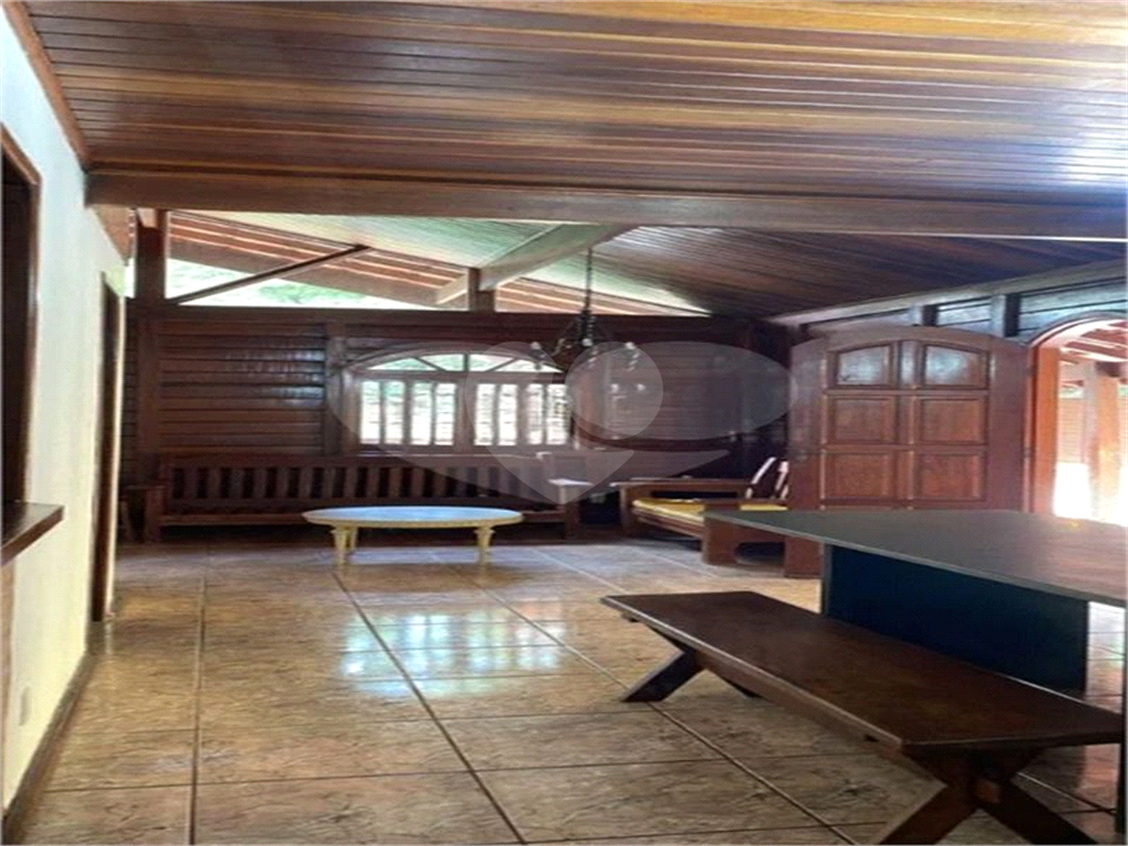 Casa de Condomínio à venda com 4 quartos, 400m² - Foto 8