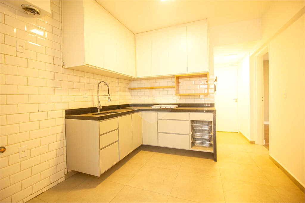APARTAMENTO em CAMBUCI