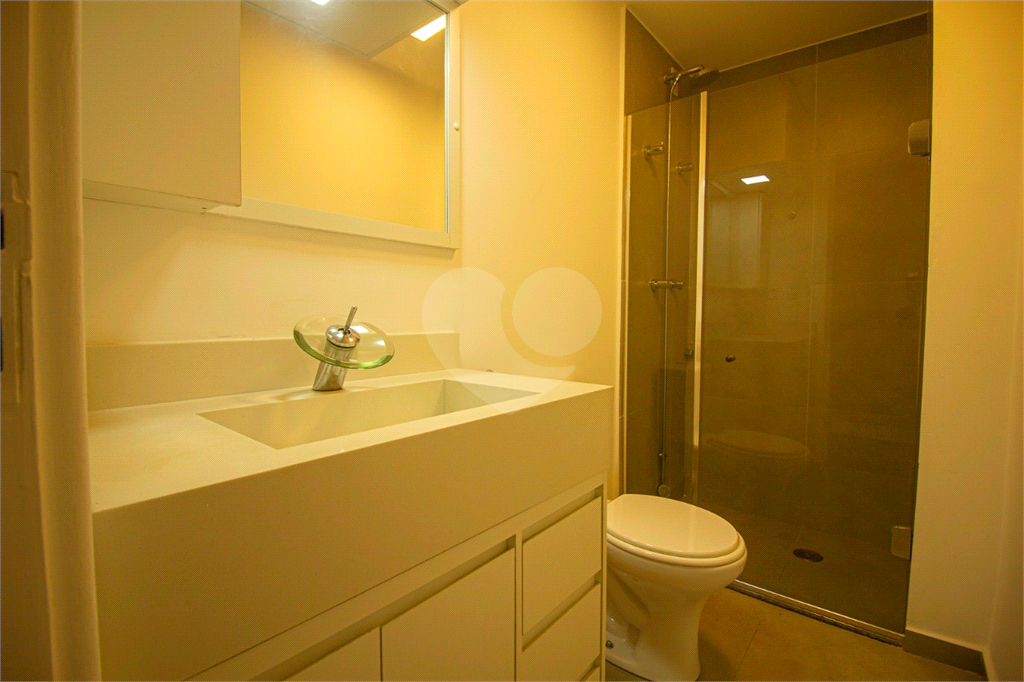 APARTAMENTO em CAMBUCI