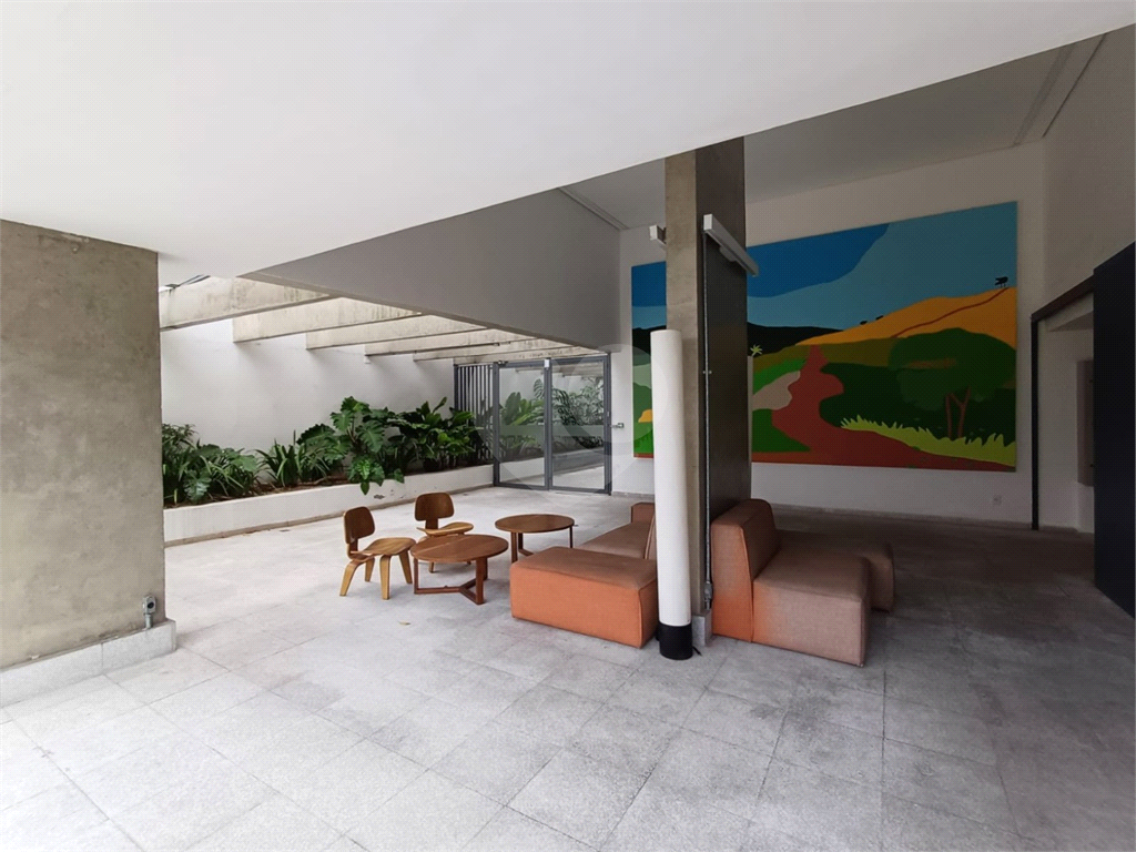 APARTAMENTO em CAMBUCI