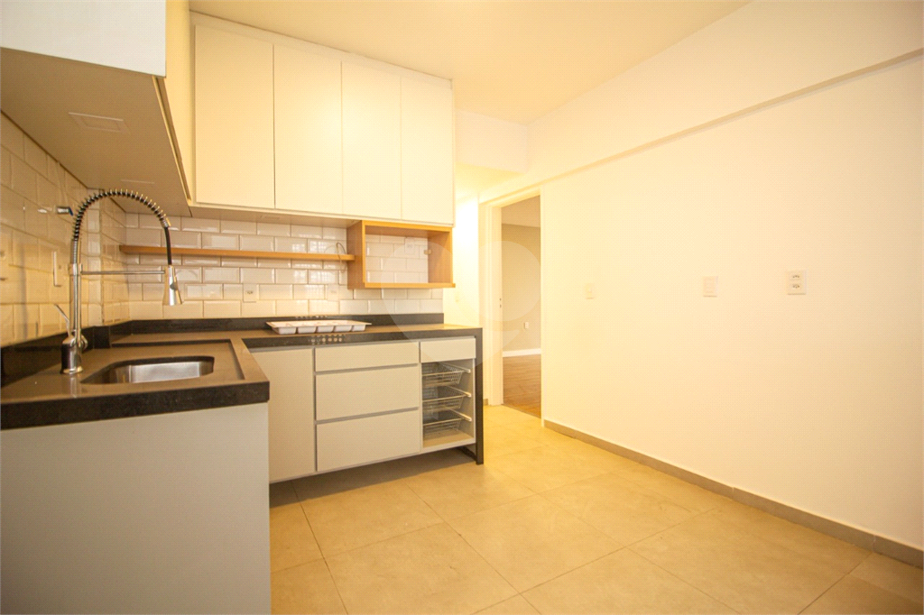 APARTAMENTO em CAMBUCI