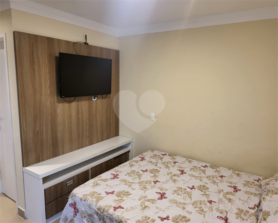 APARTAMENTO em CASA VERDE