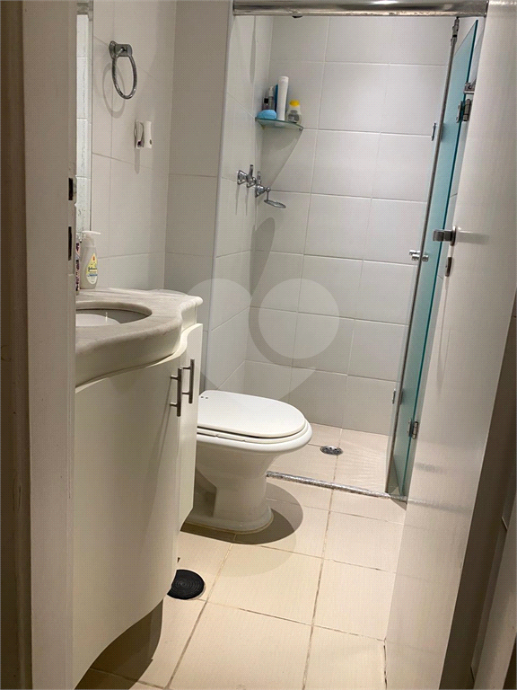 APARTAMENTO em CASA VERDE