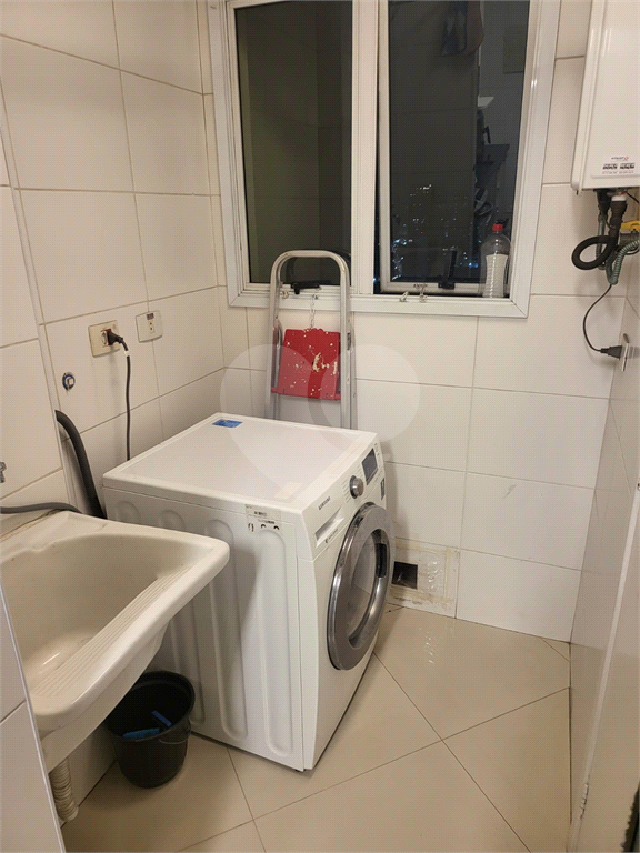 APARTAMENTO em CASA VERDE