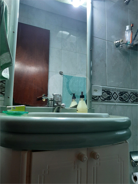 Casa térrea com 3 quartos (2 suítes), piscina, área gourmet e 4 vagas cobertas
