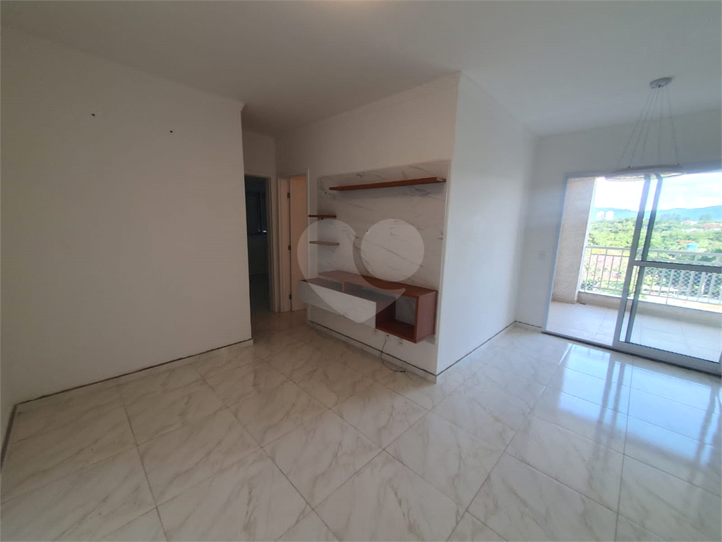 Apartamento à venda com 2 quartos, 67m² - Foto 6
