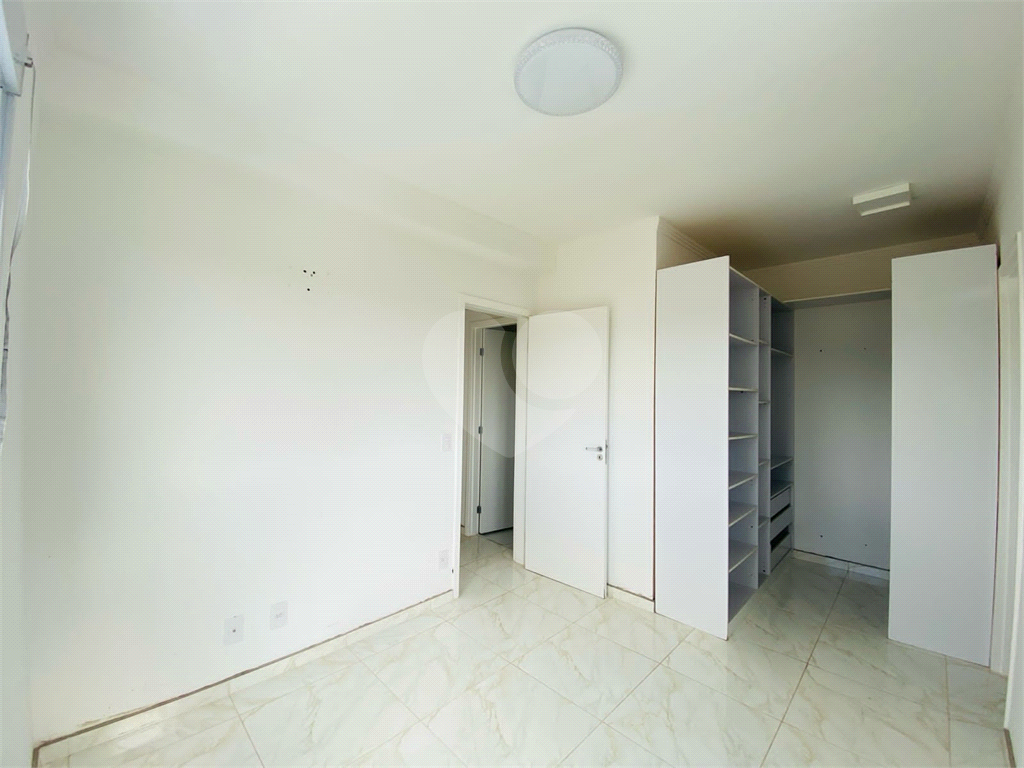 Apartamento à venda com 2 quartos, 67m² - Foto 14