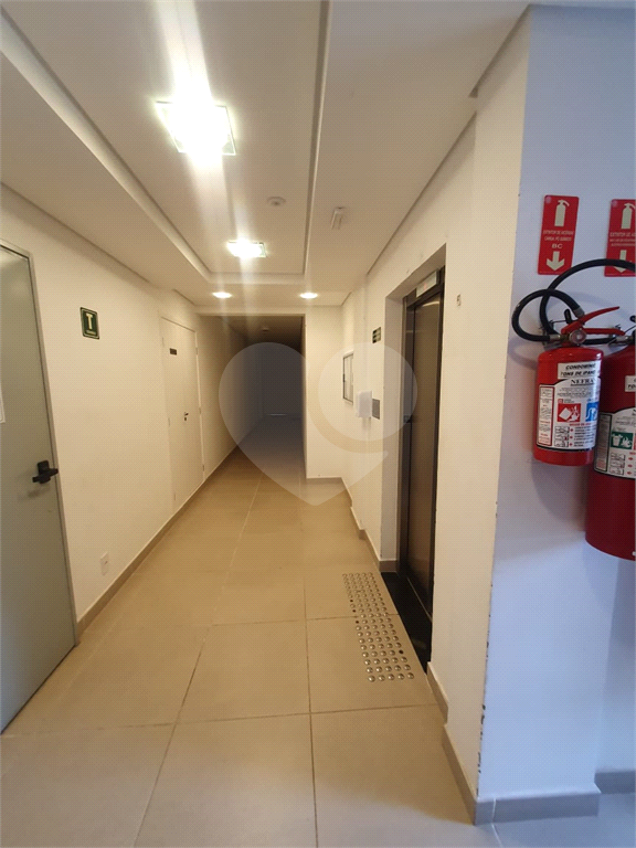 Apartamento à venda com 2 quartos, 67m² - Foto 18