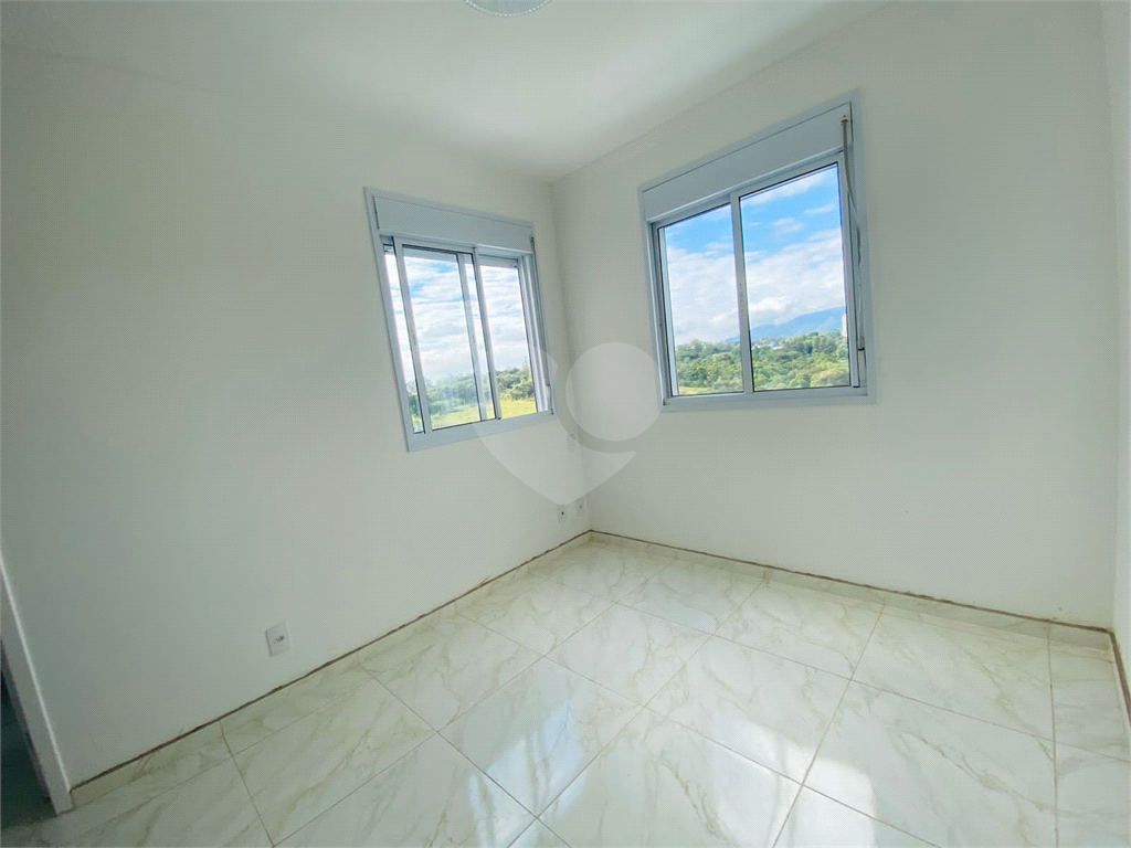 Apartamento à venda com 2 quartos, 67m² - Foto 11