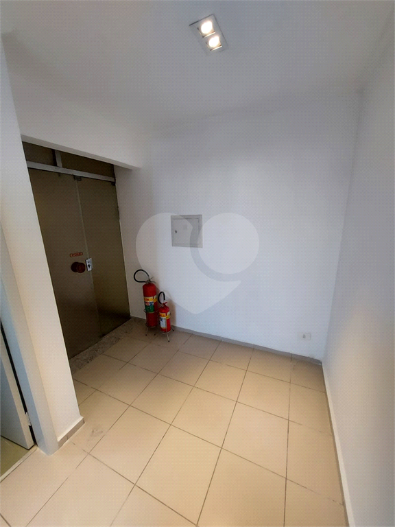 Sala Comercial à venda com 26 m² 2 Banheiros em Pinheiros