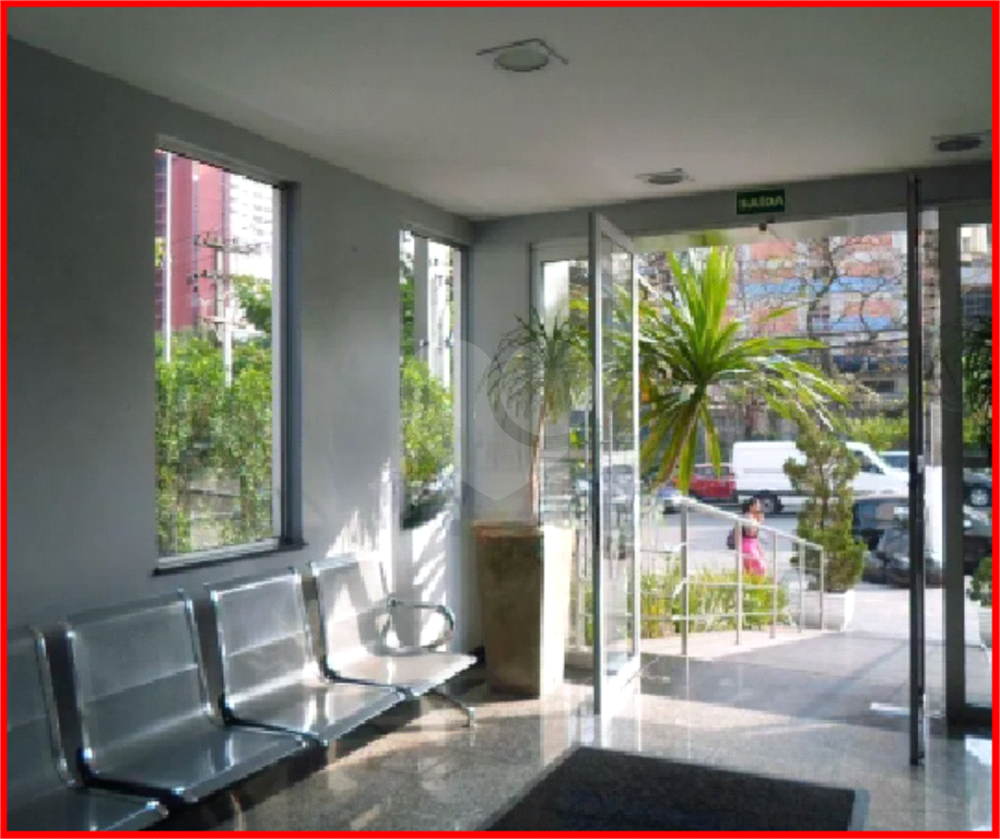Sala Comercial com 68 m² Pinheiros 

