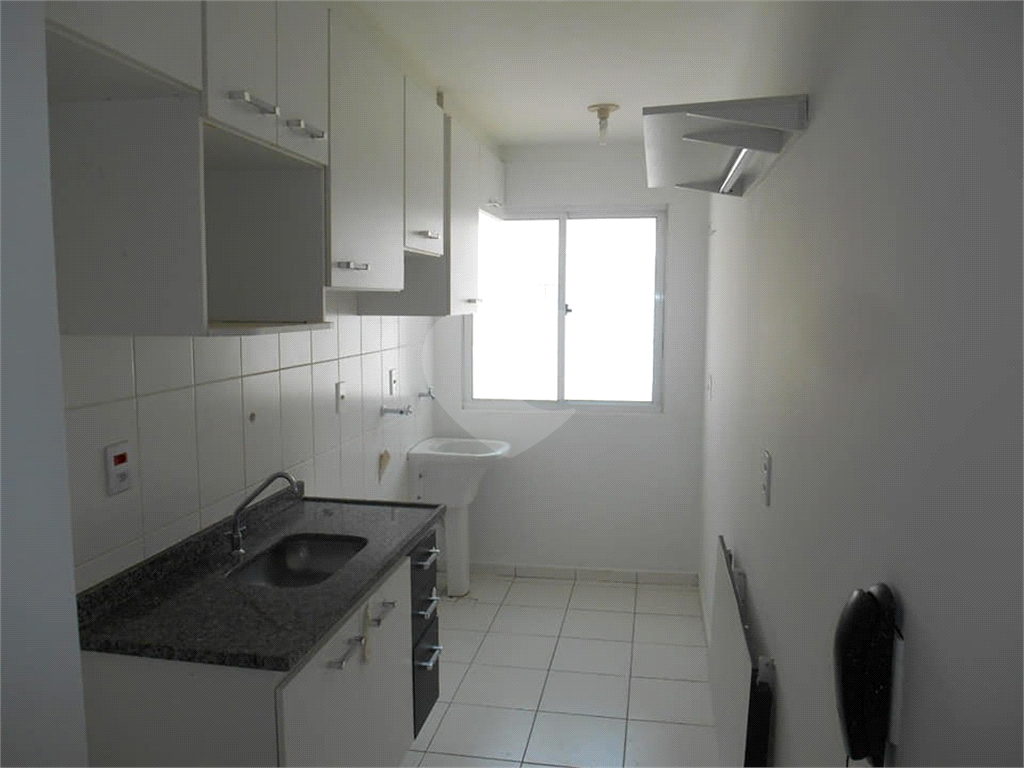 Apartamento à venda com 2 quartos, 54m² - Foto 3