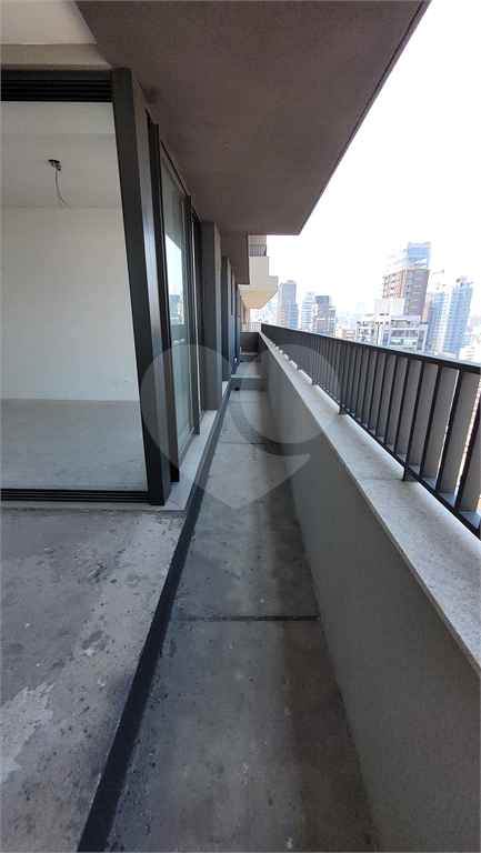 Apartamento para venda, 196m², 3 suítes, sacada churrasqueira, vista panorâmica. 5 vagas. Pinheiros