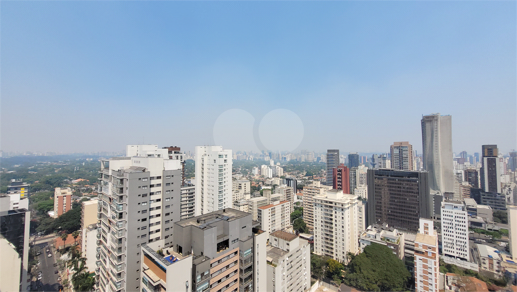 Apartamento para venda, 196m², 3 suítes, sacada churrasqueira, vista panorâmica. 5 vagas. Pinheiros