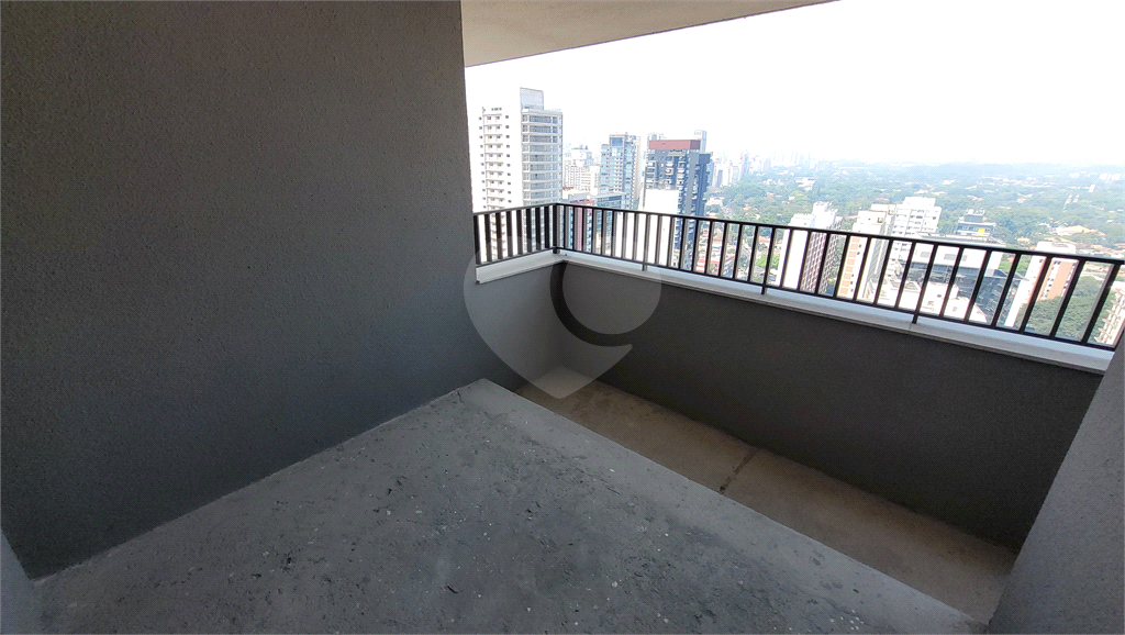 Apartamento para venda, 196m², 3 suítes, sacada churrasqueira, vista panorâmica. 5 vagas. Pinheiros