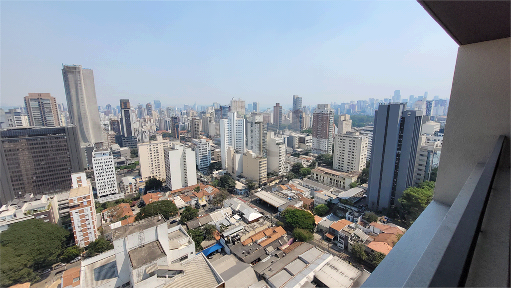 Apartamento para venda, 196m², 3 suítes, sacada churrasqueira, vista panorâmica. 5 vagas. Pinheiros