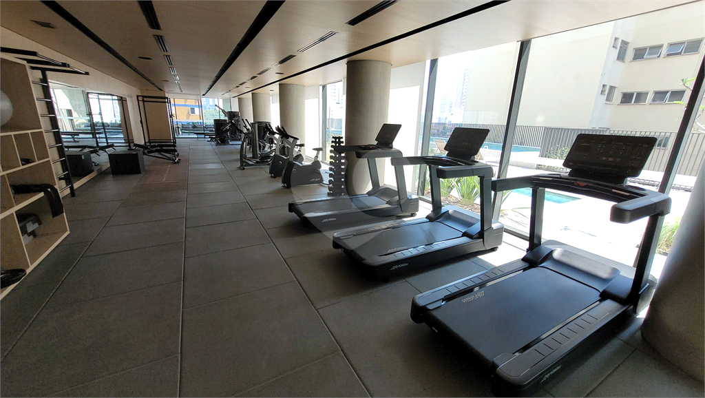 Apartamento para venda, 196m², 3 suítes, sacada churrasqueira, vista panorâmica. 5 vagas. Pinheiros
