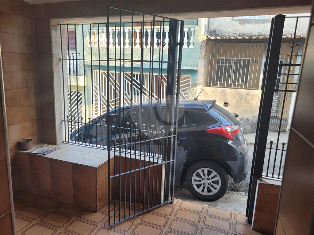 Sobrado à Venda Próximo ao Hipermercado Ourinhos – Excelente Oportunidade!
