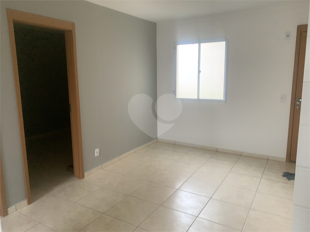 Apartamento à venda com 2 quartos, 43m² - Foto 4