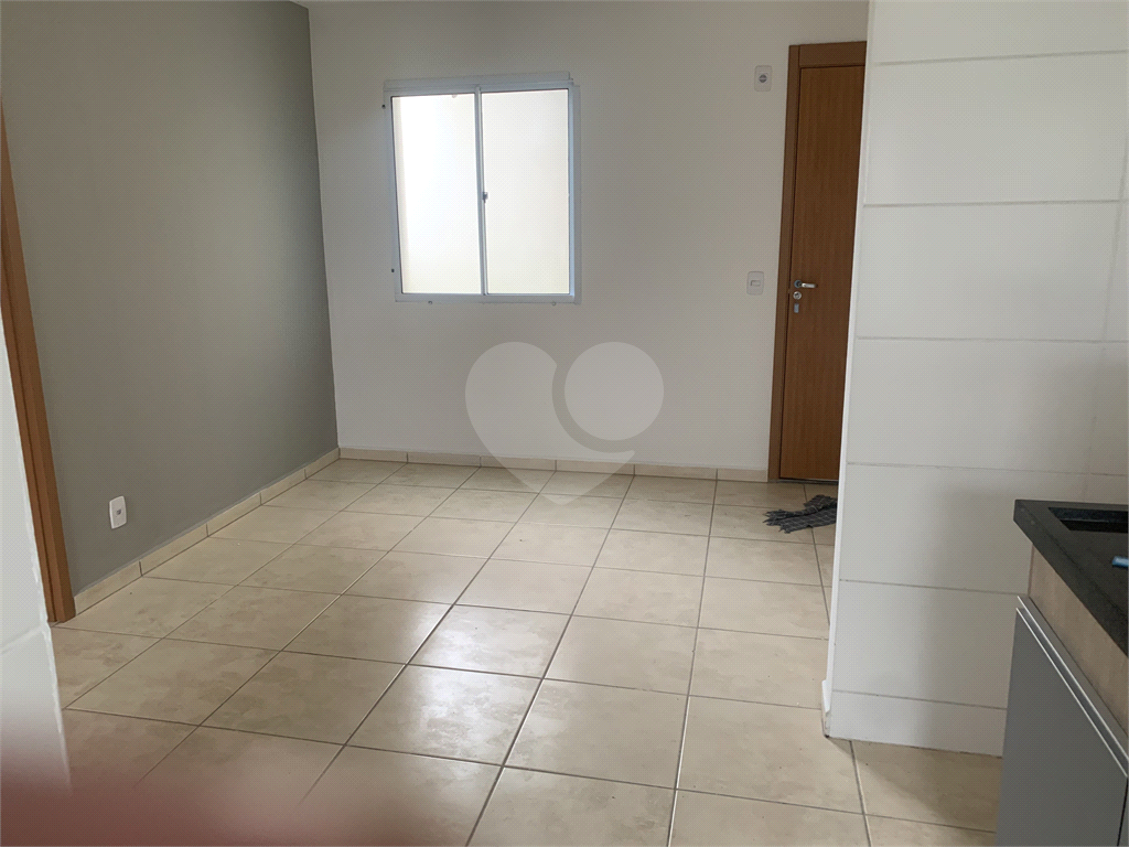 Apartamento à venda com 2 quartos, 43m² - Foto 7