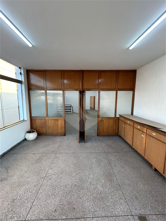 Prédio Inteiro para alugar, 156m² - Foto 6
